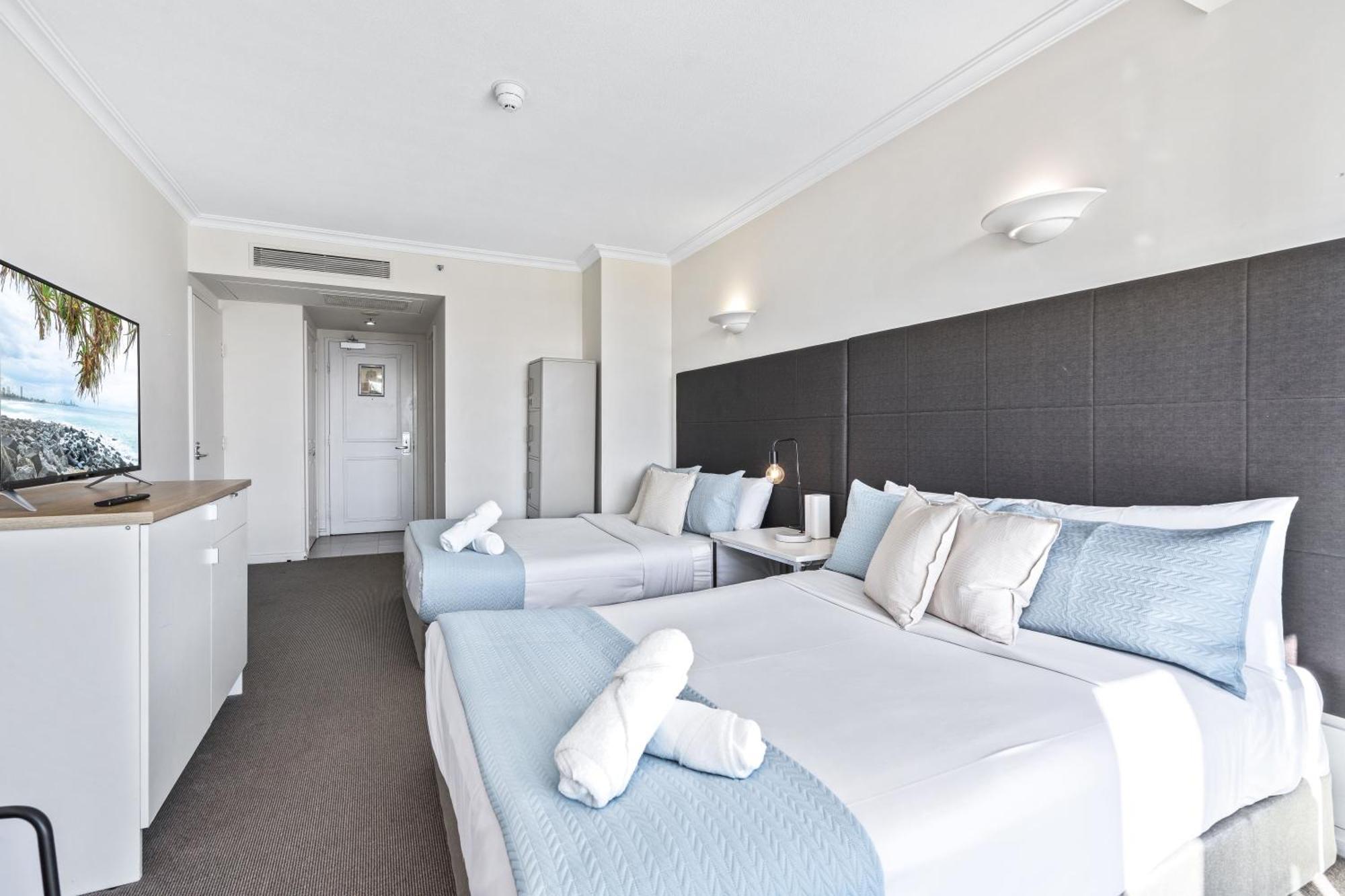 Legends Apartments - Qstay Gold Coast Kültér fotó