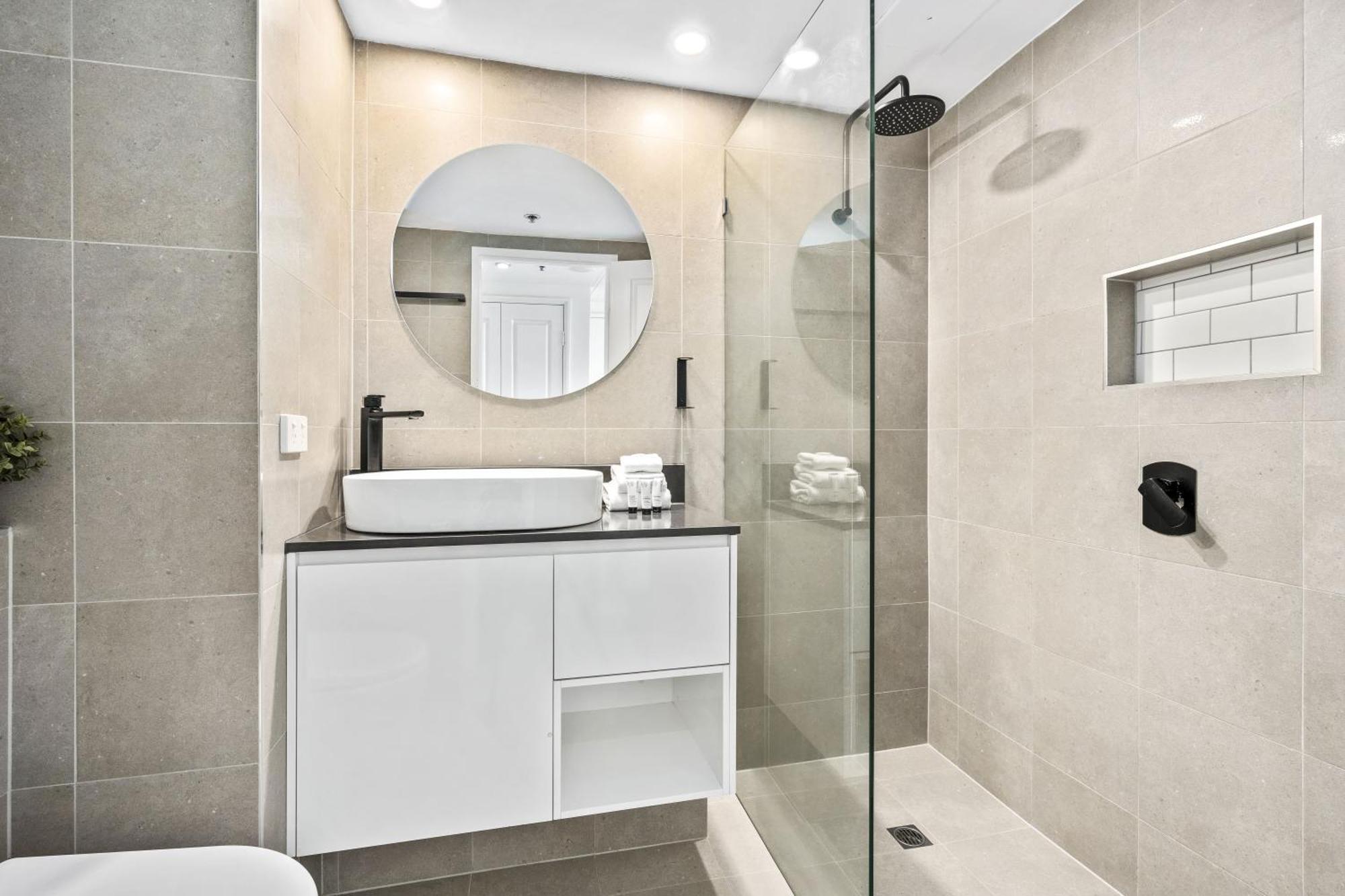 Legends Apartments - Qstay Gold Coast Kültér fotó