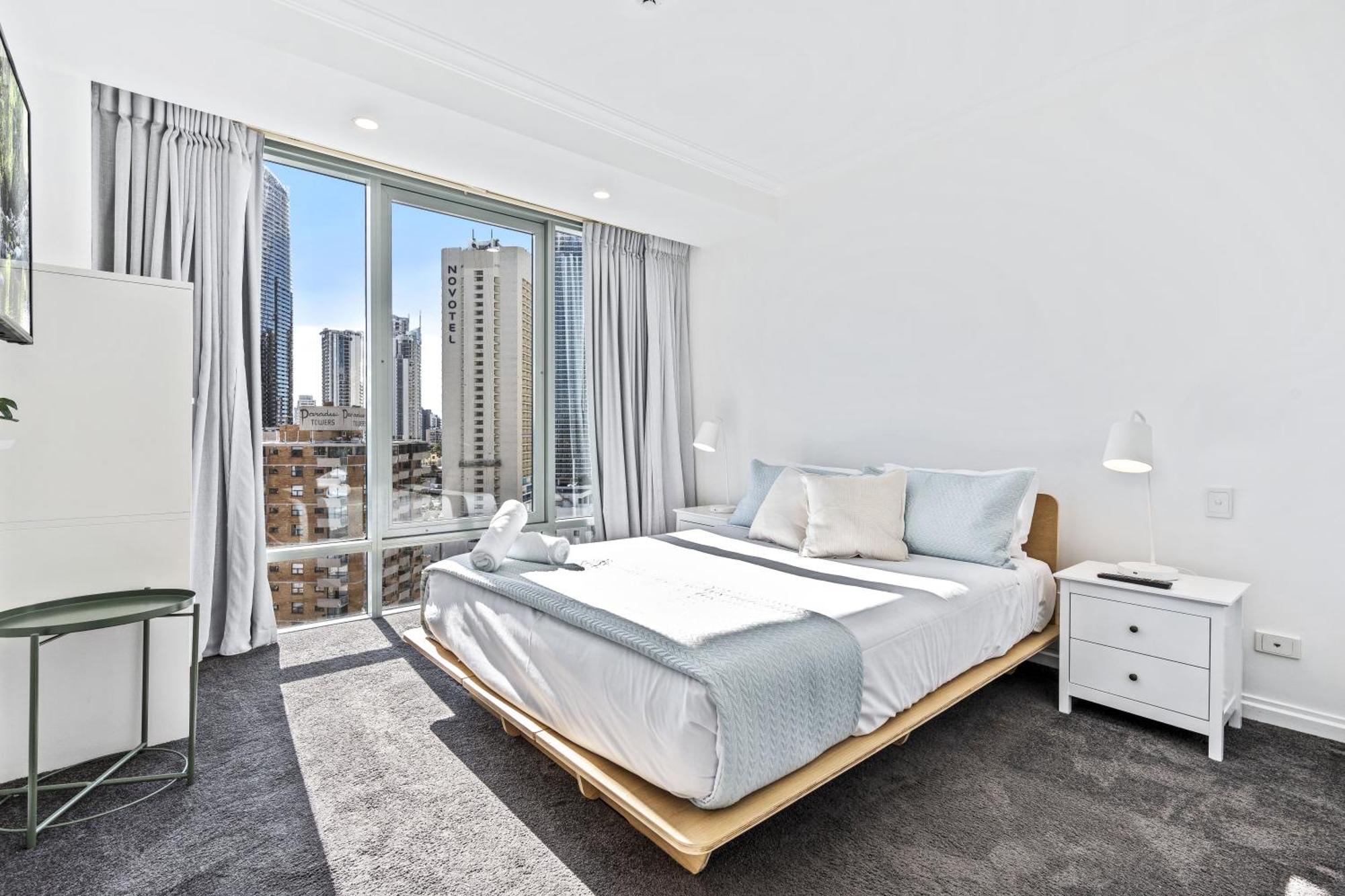 Legends Apartments - Qstay Gold Coast Kültér fotó