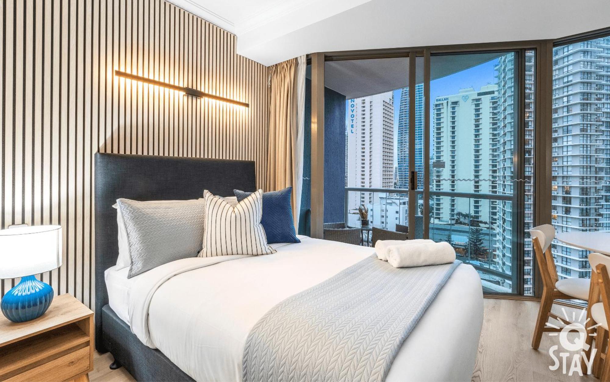 Legends Apartments - Qstay Gold Coast Kültér fotó